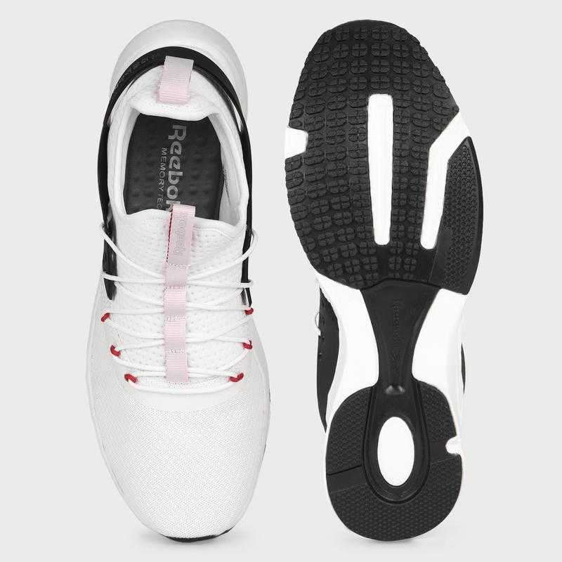 reebok element runner