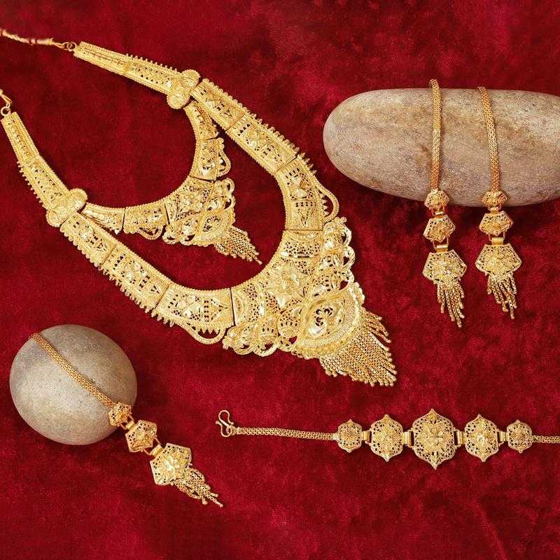Sukkhi Luxurious 24 Carat Gold Plated Rani Haar Bridal Necklace