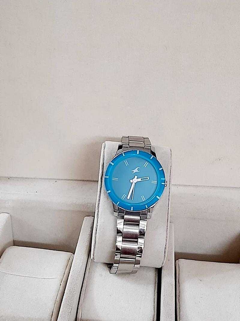 Fastrack 6078sm01 shop women's watch