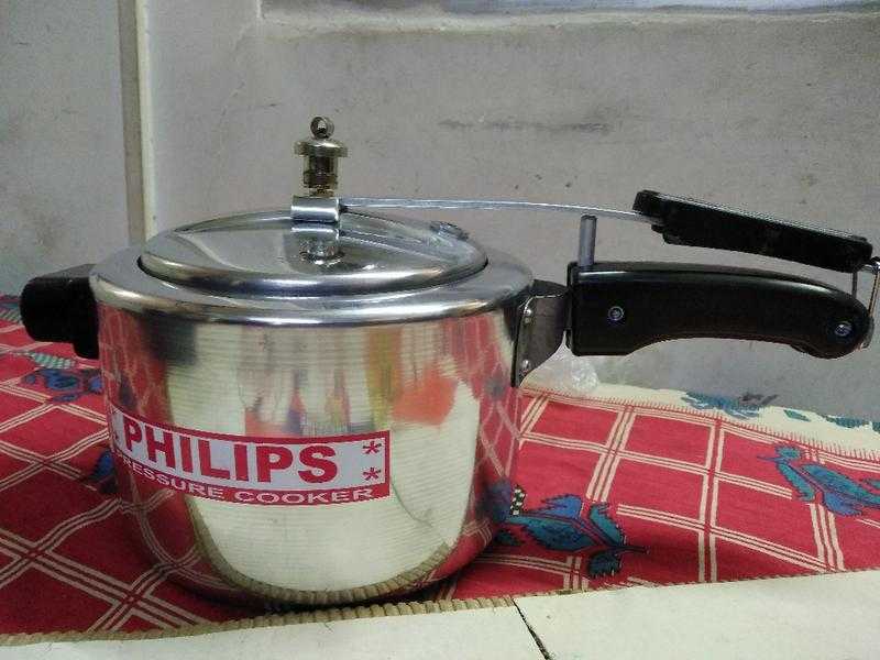 Philips latest pressure cooker on sale