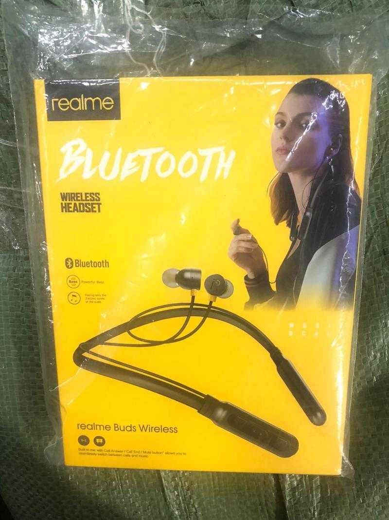 Handsfree bluetooth realme best sale