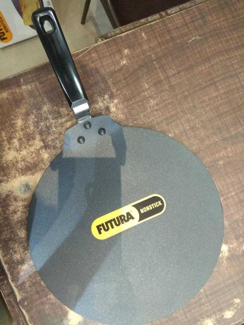 Futura dosa sales tawa 33cm price