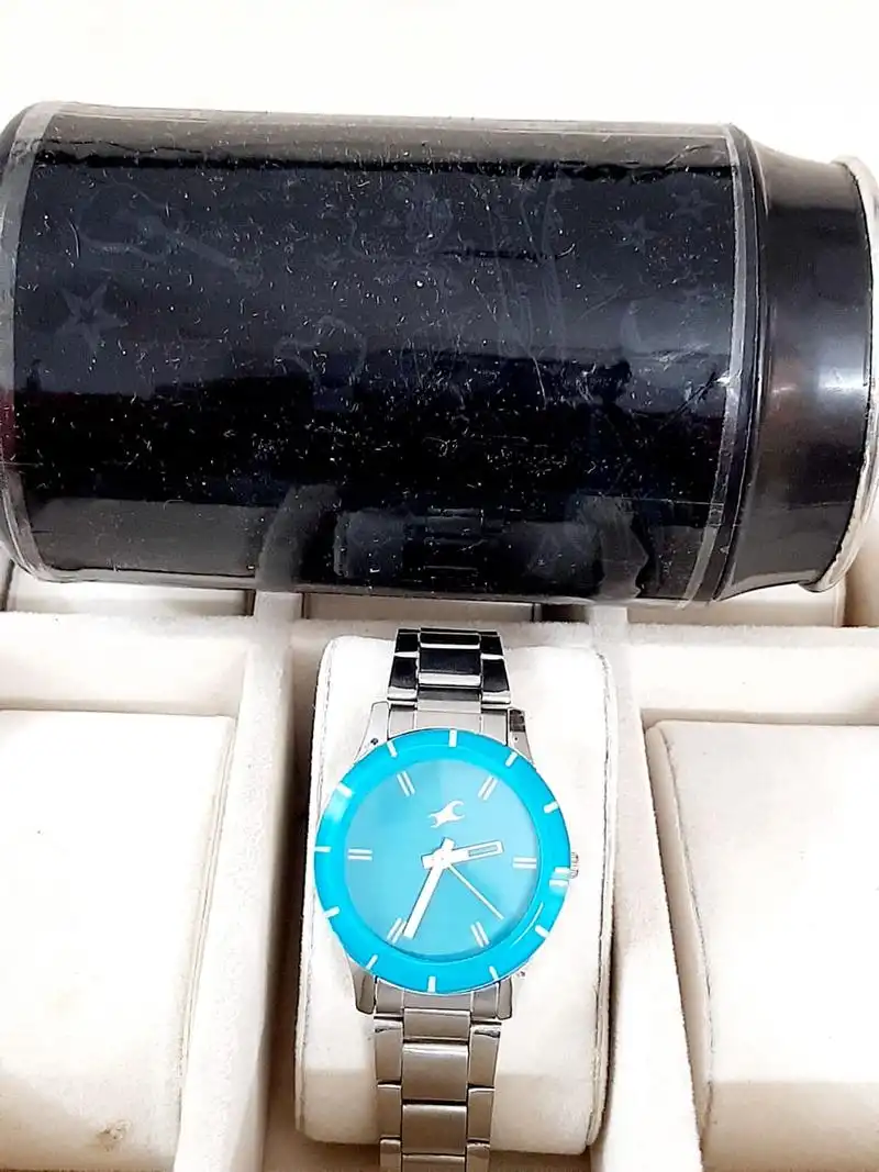 6078sm01 fastrack watch online
