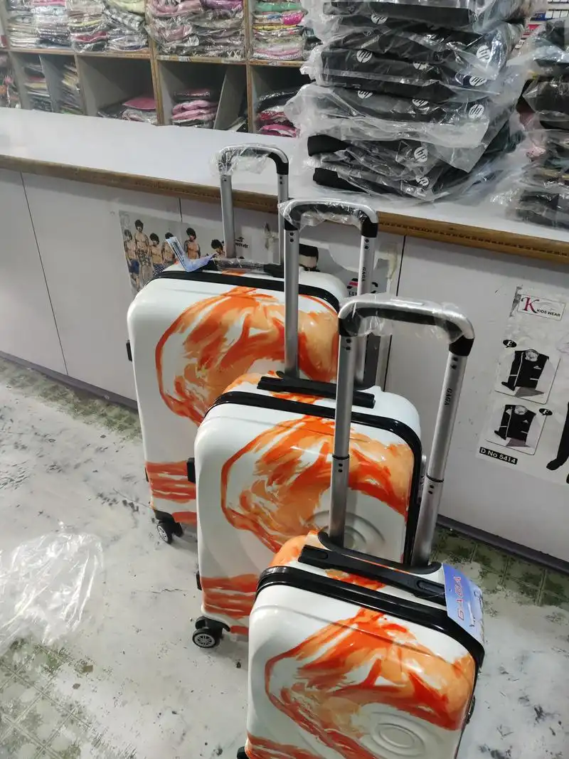 Gaga trolley bag store