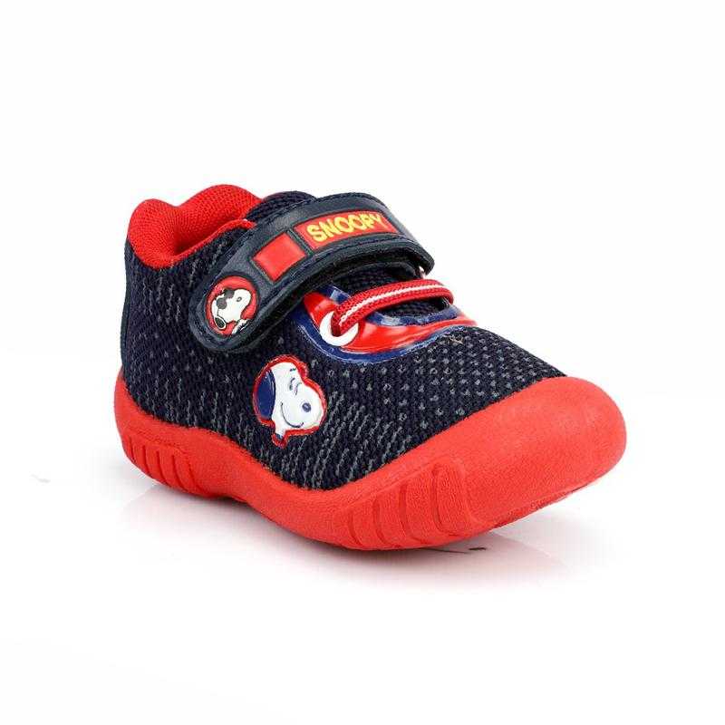 Red discount snoopy shoes