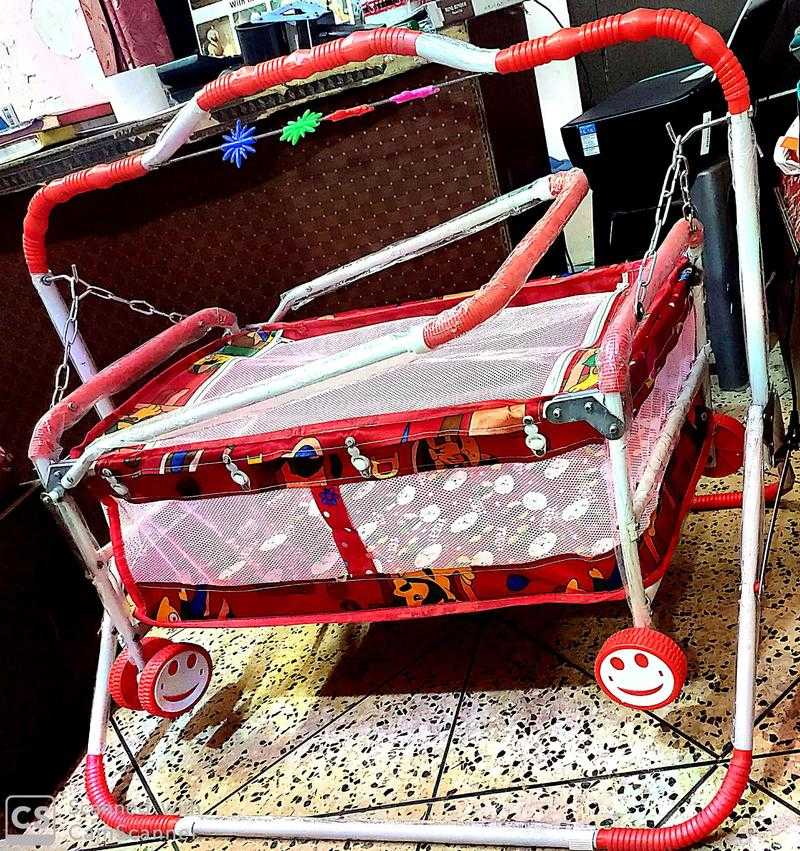 Baby cradle new arrivals iron