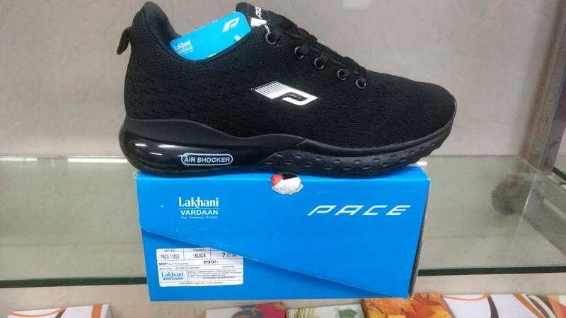Lakhani vardaan clearance pace shoes price