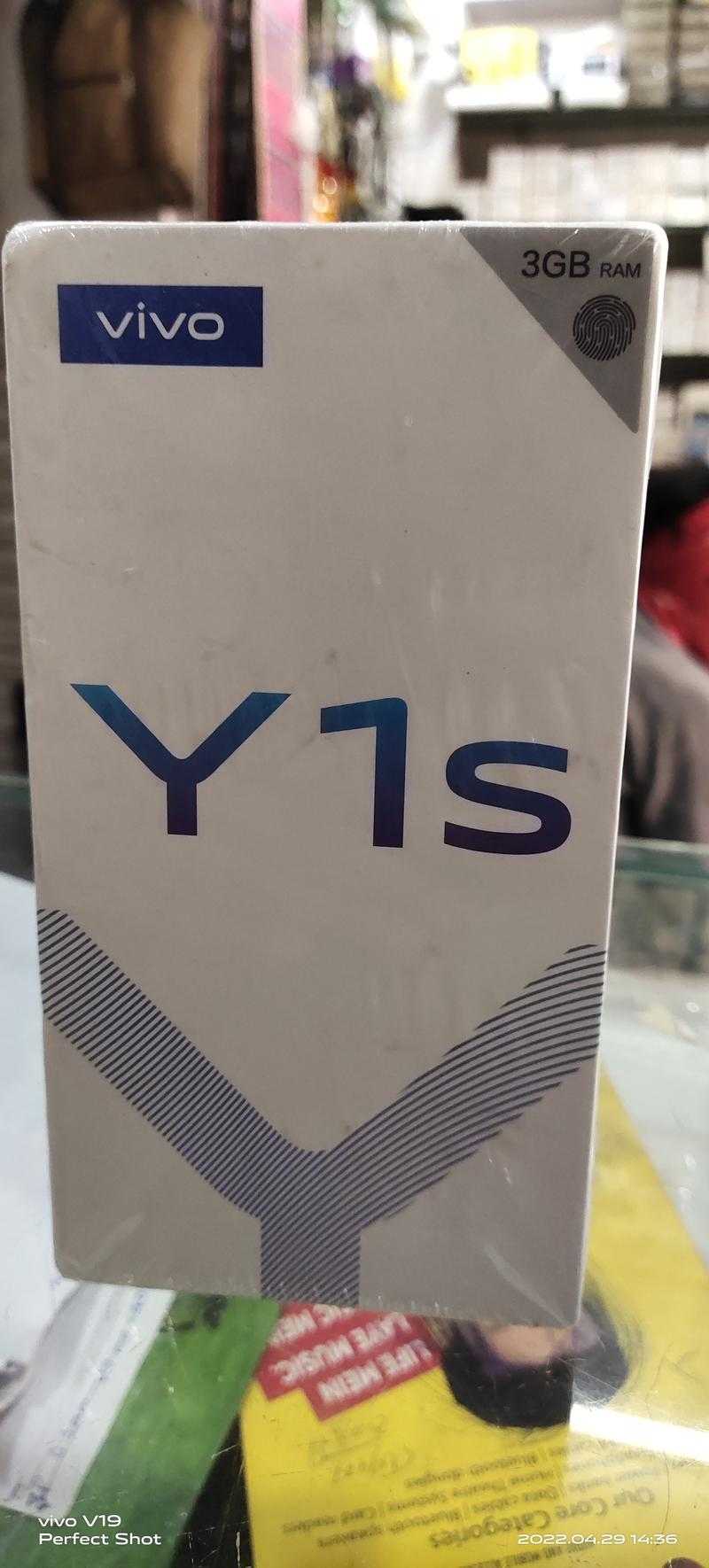 Vivo y1s best sale aurora blue