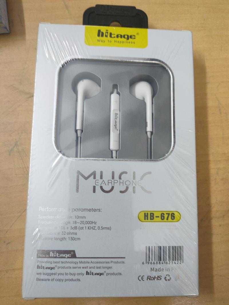Earphone hitage hotsell