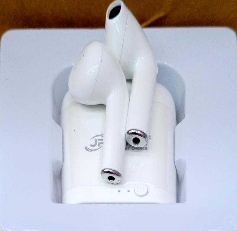 Jp gold 2025 airpods