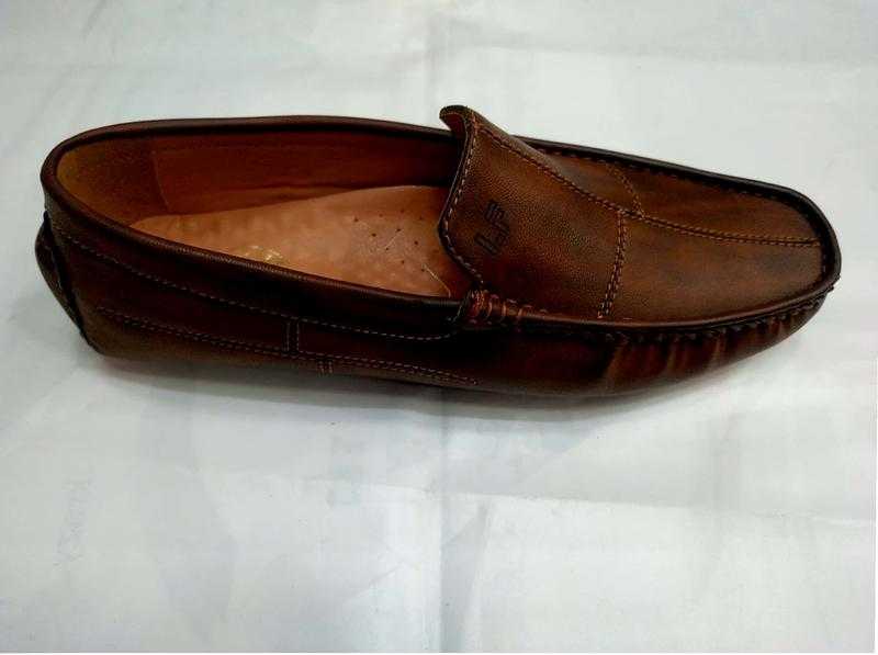 Lee fox leather shoes top