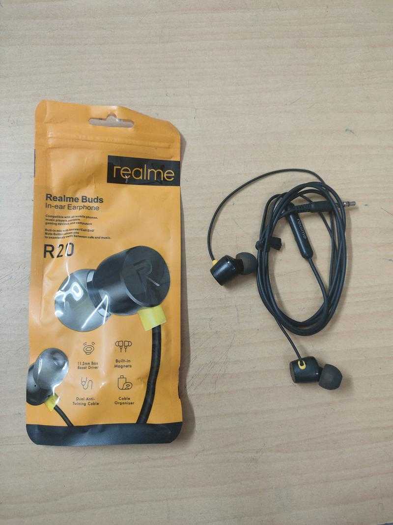 Realme discount r20 earphone