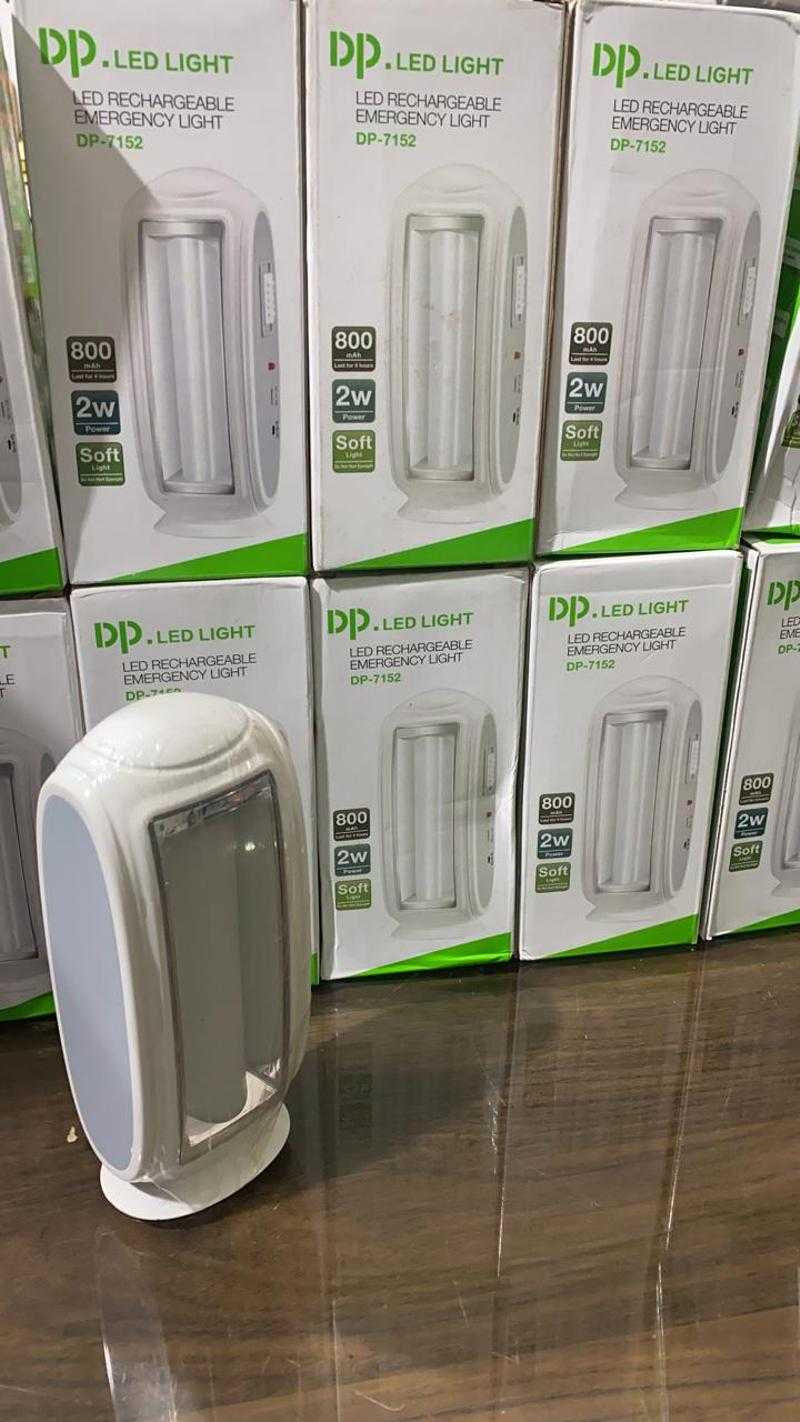 Dp charging store light