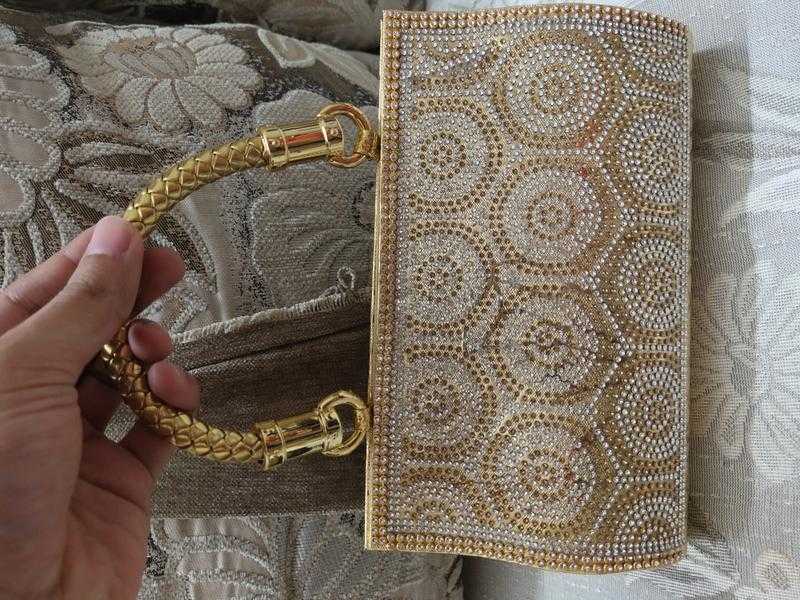 Golden best sale colour purse