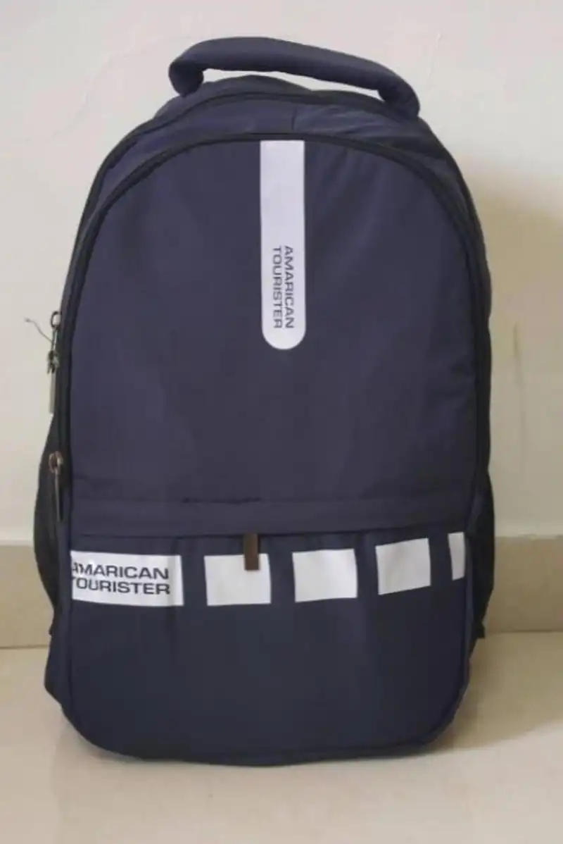American tourist shop school bag