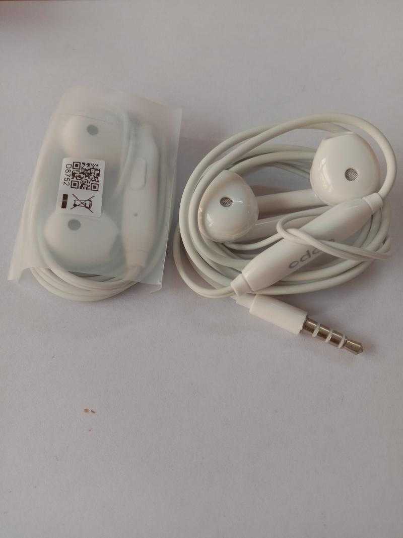VIVO oppo High Bass in Ear Earphones with Mic and 3.5mm Jack