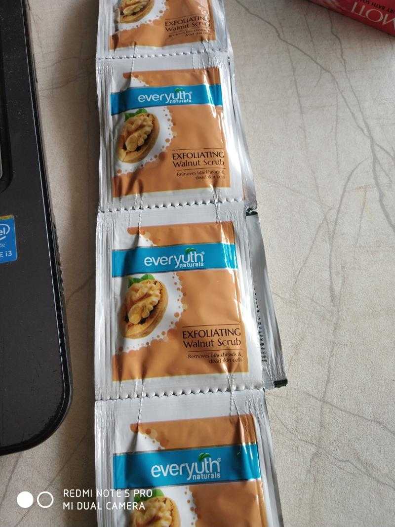 Everyuth top walnut scrub