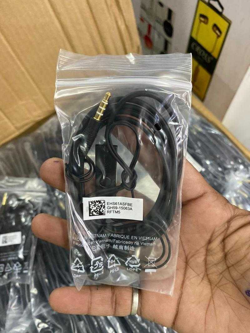 Samsung ys earphone best sale price