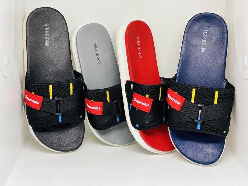 Supreme flip flops hotsell real price