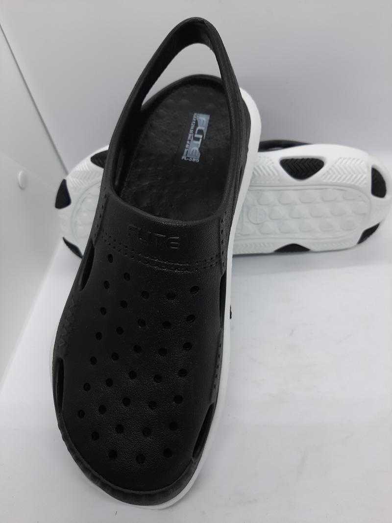Flite FL 380 6X10 BLACK WHITE MEN S SLIPPERS Rubber Casual