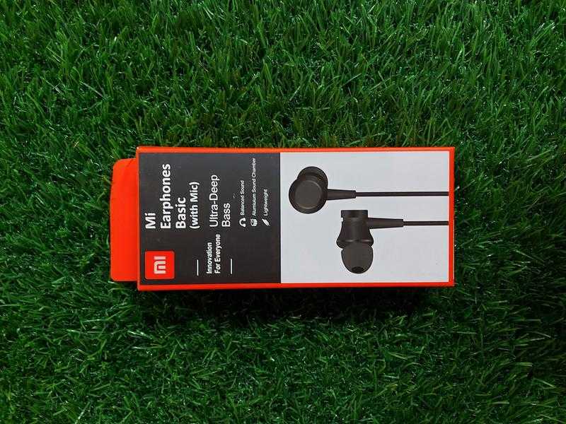 Xiaomi Mi Earphones Basic YDJC01JY Wired In the Ear With mic