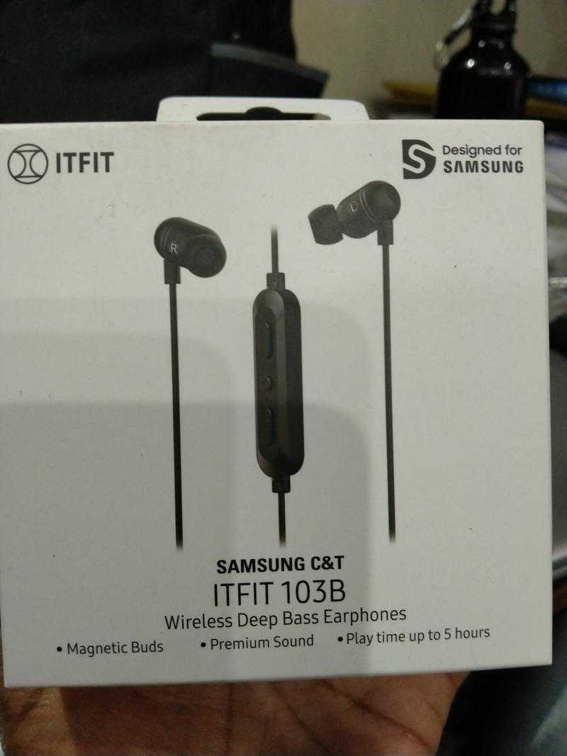 Samsung ITFIT 103B Wireless Bluetooth In the Ear With mic Yes