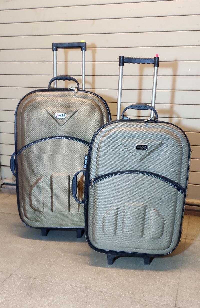 Italian tourister trolley bag discount