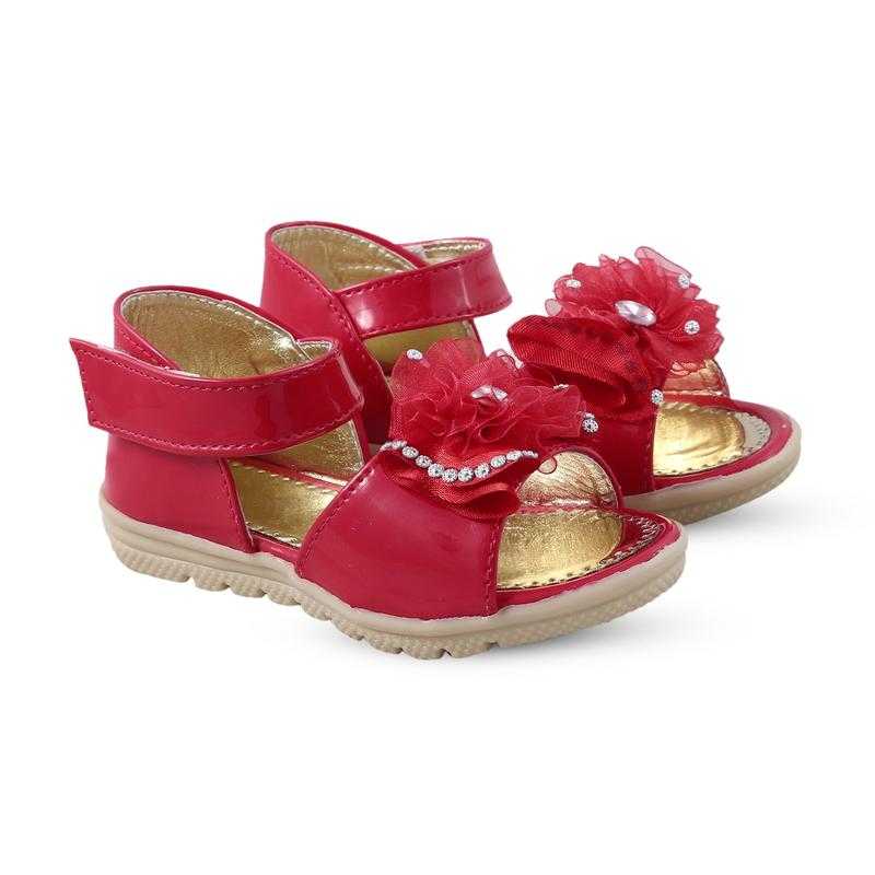 8 years sales old girl sandals