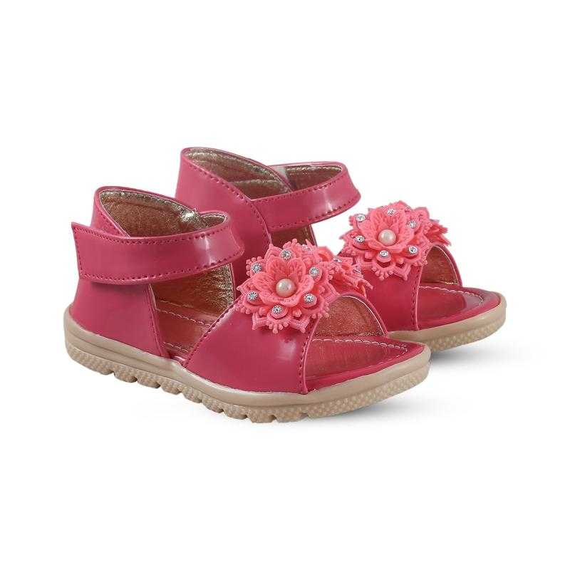 8 year hotsell girl sandal