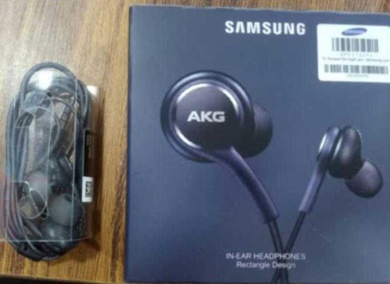 Akg samsung sales earphones price